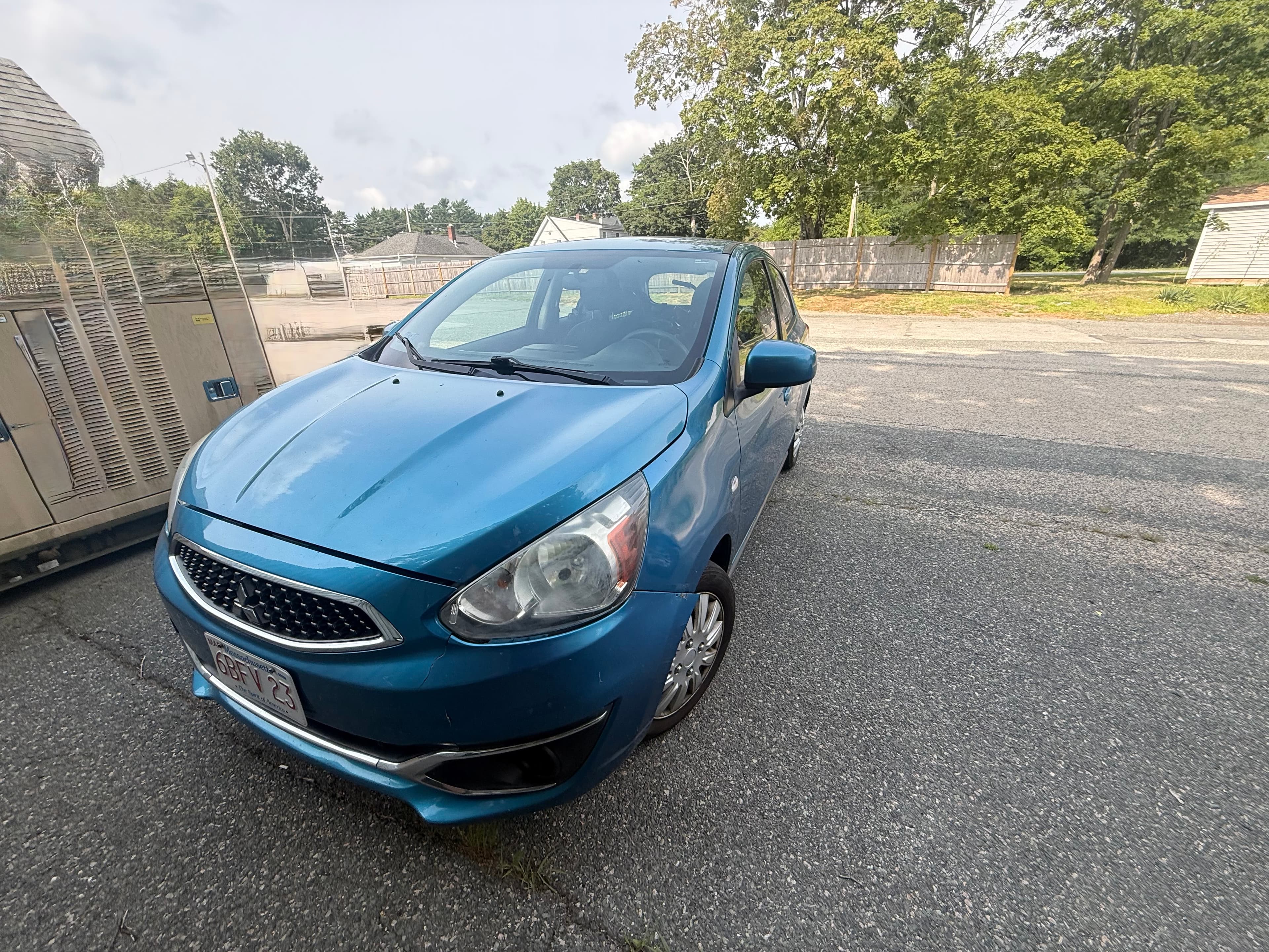 2017 MITSUBISHI Mirage — photo 2